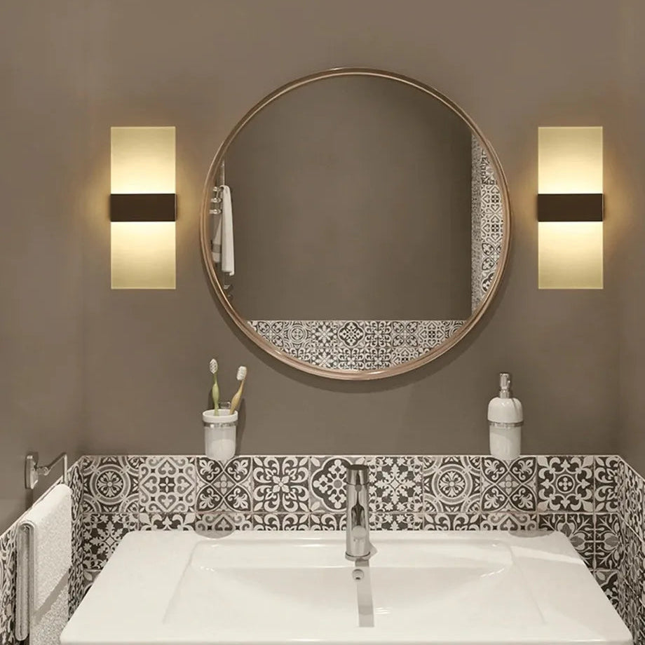 Arandela Minimalista de Acrílico para Parede