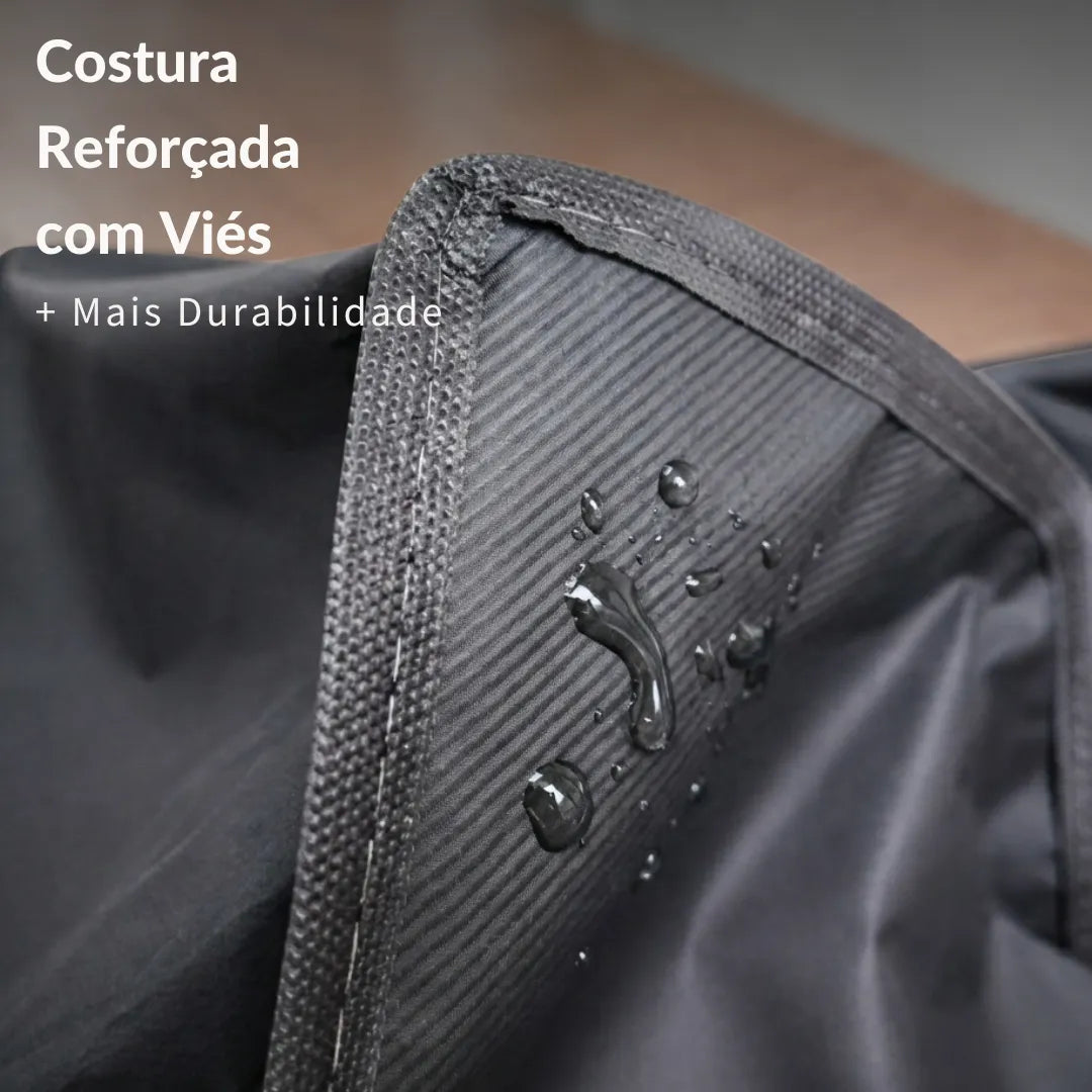 Capa Impermeável Protetora para Cadeiras de Plástico Empilhadas
