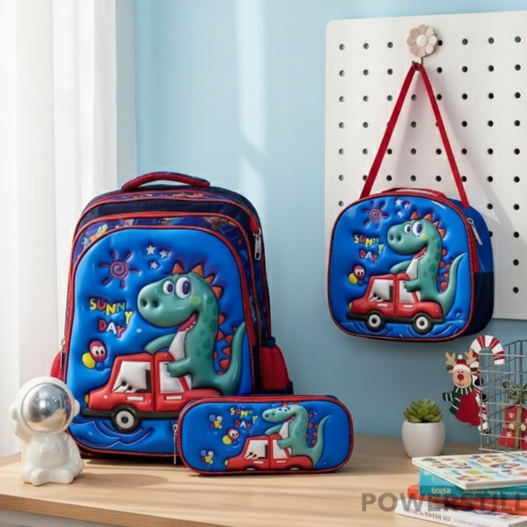 Transforme o volta às aulas! Kit Mochila 3D (Alto Relevo) + Lancheira Térmica + Estojo. Durabilidade, conforto e o super-poder que seu filho merece.