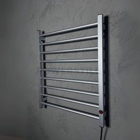 Toalheiro Térmico Alumínio Preto 110/220v Bivolt