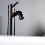 Torneira para Banheiro Baixa Escovada Monocomando Trezy