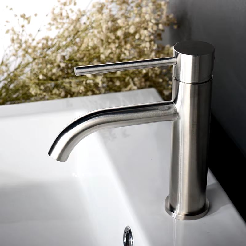 Torneira para Banheiro Baixa Escovada Monocomando Trezy