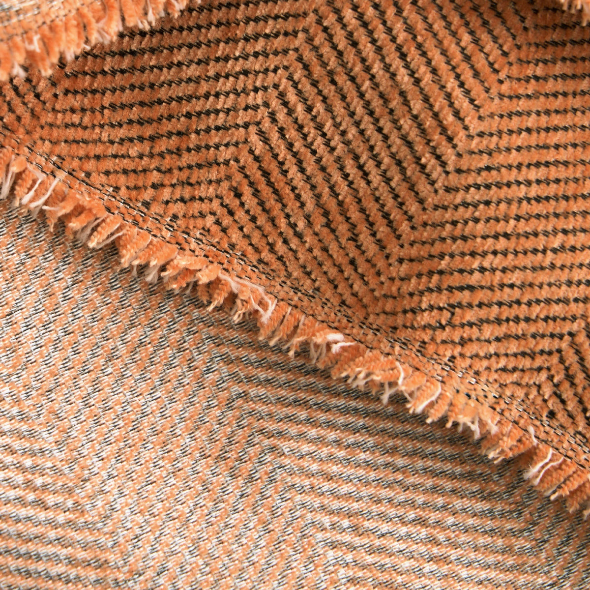 Capa para Sofá em Chenille Texturizado | Pleus – vista 06 do produto