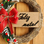 Guirlanda natalina de 30 cm com placa Feliz Natal