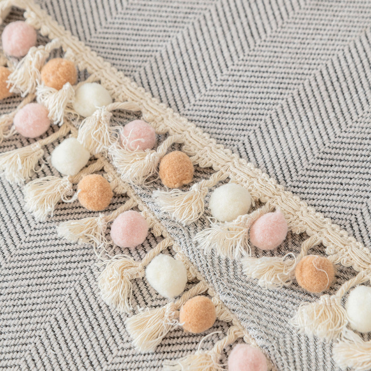 Manta para Sofá em Chenille Canelado | Tassel – vista 09 do produto